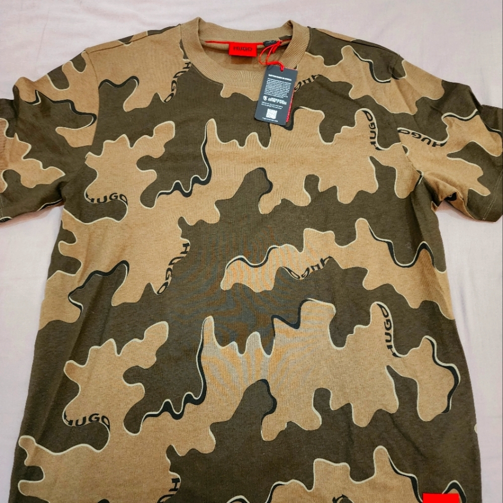 BNWT Hugo Boss Deadstock Tshirt